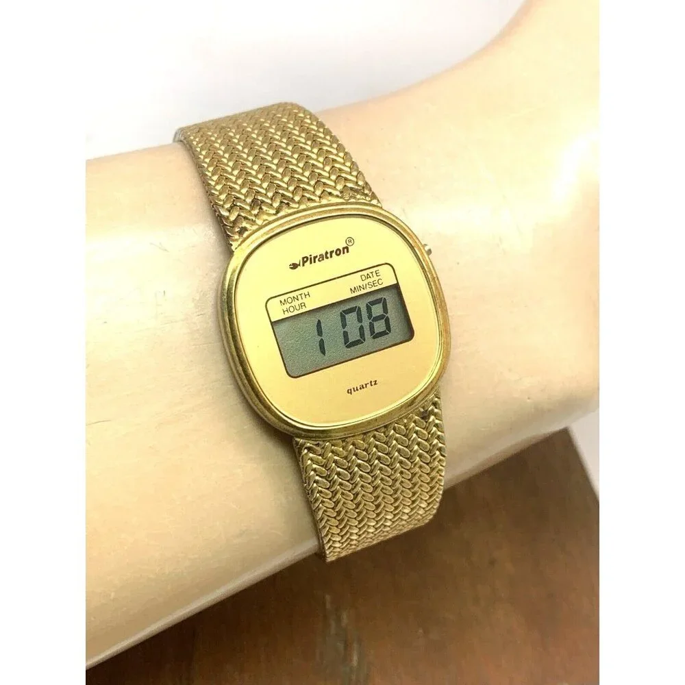 Piratron men watch